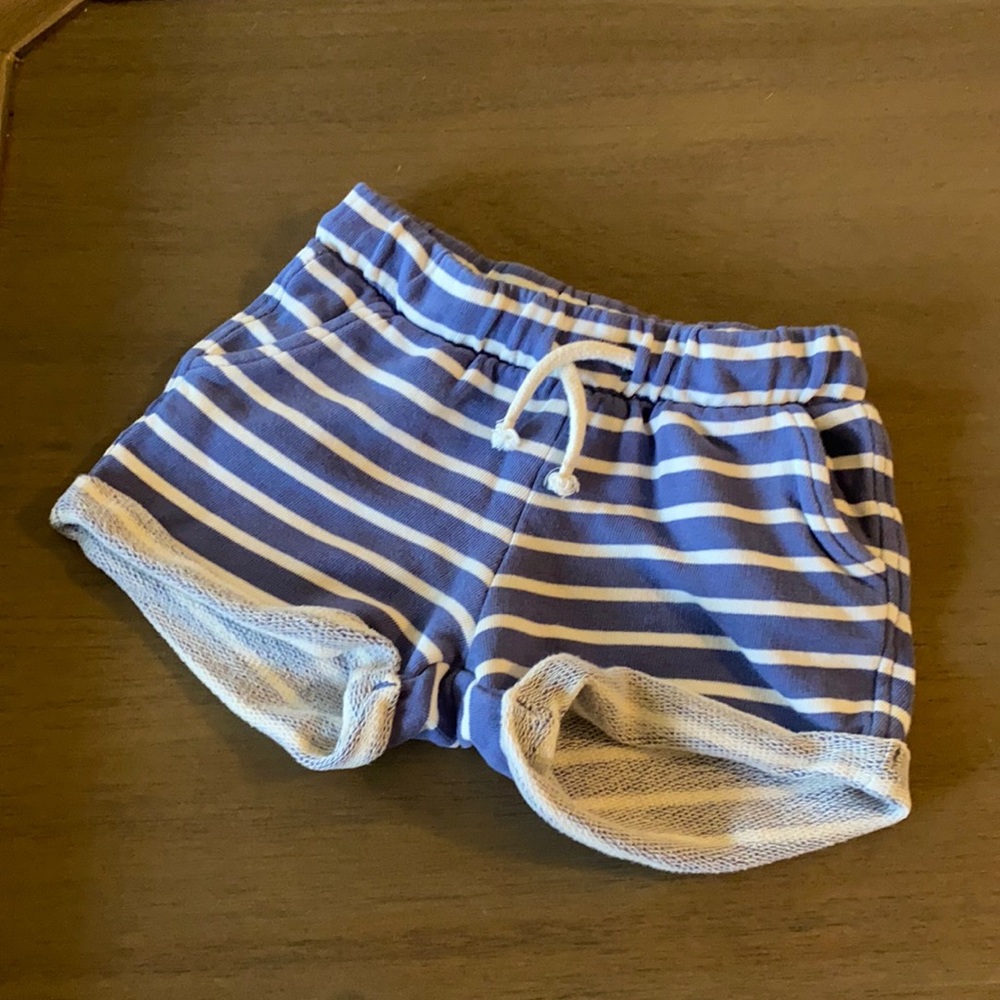 H&M drawstring cuffed shorts